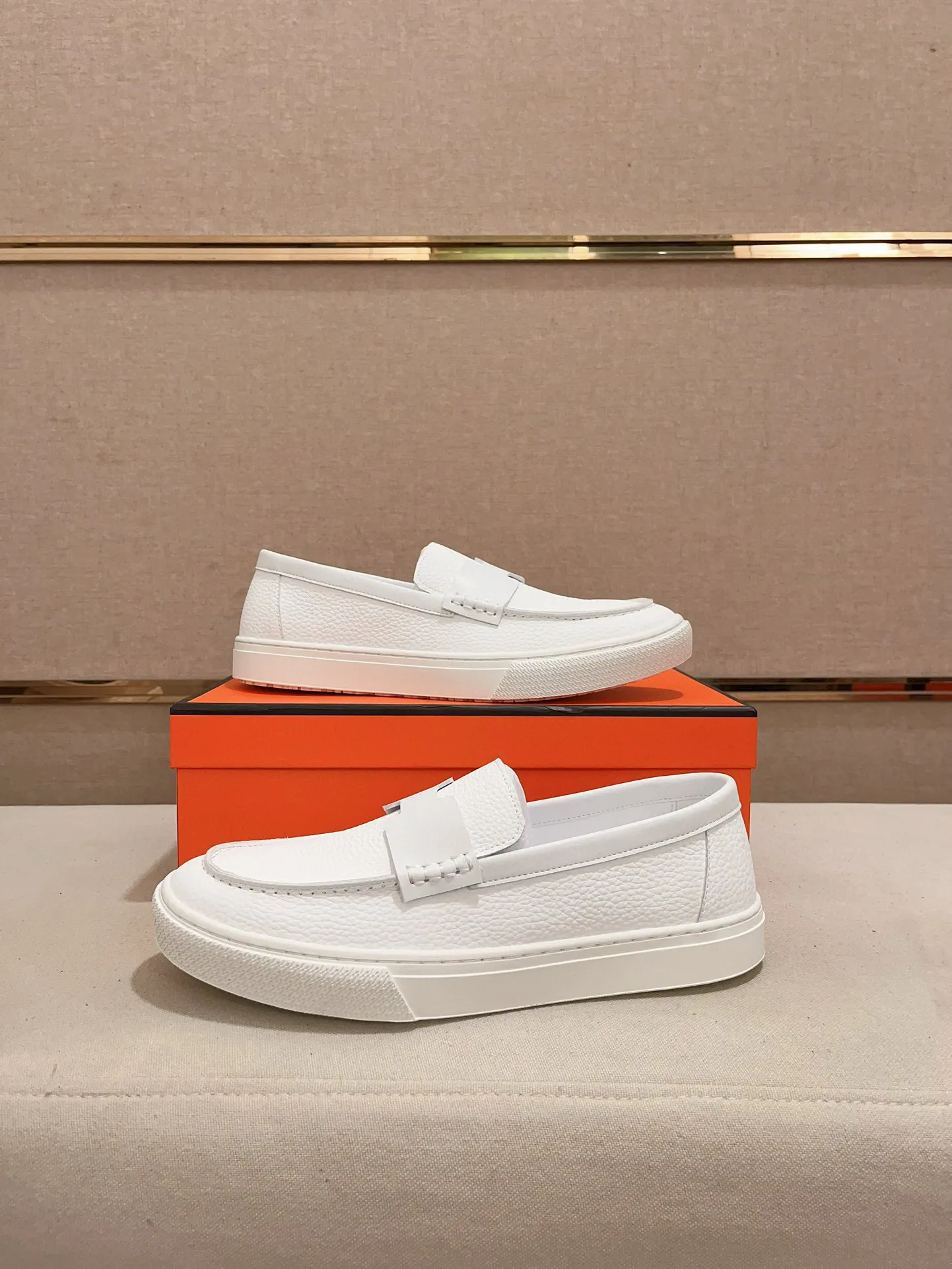 Men's clothing and shoes💰: 400💰《HERMES》【Classic Original Version】Hermès; Top 🔝 Purchasing Agency 🔍🔍Latest 🇺🇸Sold simultaneously at counters, original imported from Italy ▲▲Cow leather▲ ▲Exquisite workmanship (Italian 🇮🇹imported water-dyed 🐂cowhide lining) sole: original sole provided by the original factory, ⚠️exclusive double-layer activity·TPR·rubber·combined molded outsole; Code number: 36-46